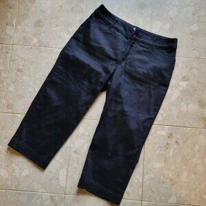 Womens Black Capri pant